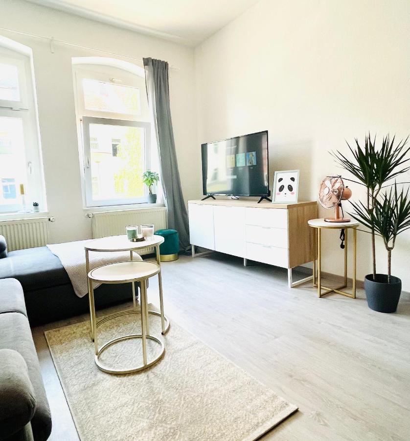 Renoviertes Apartment In Zentraler Lage - Wlan, Smart-Tv, Kueche, Balkon Und Queensize-Bett Fuer 4 Gaeste Erfurt Zewnętrze zdjęcie