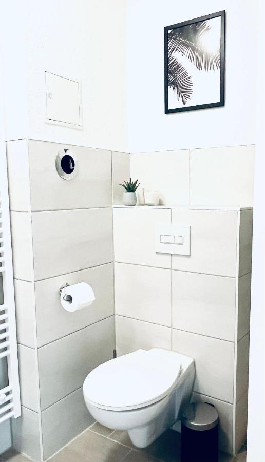 Renoviertes Apartment In Zentraler Lage - Wlan, Smart-Tv, Kueche, Balkon Und Queensize-Bett Fuer 4 Gaeste Erfurt Zewnętrze zdjęcie